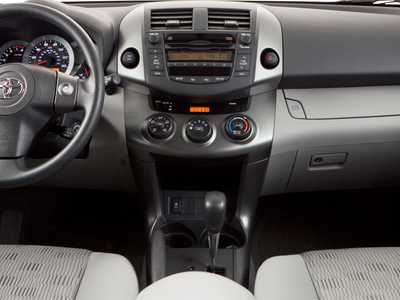 2010 Toyota RAV4 FWD 4dr 4-cyl 4-Spd AT (Natl)