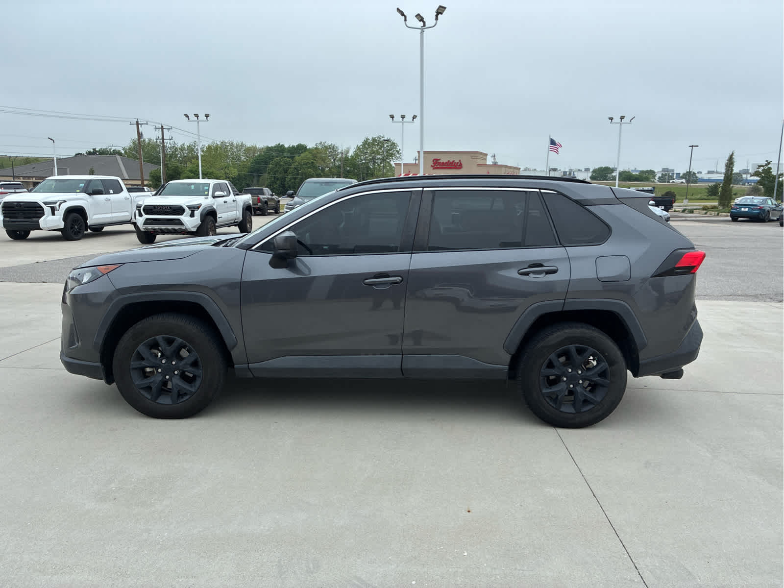 2021 Toyota RAV4 LE