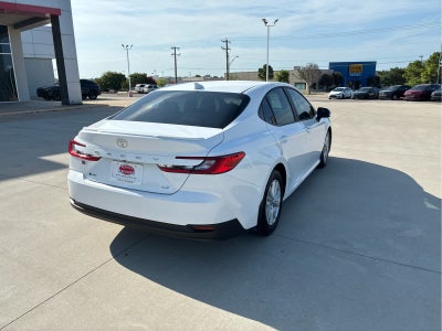 2025 Toyota Camry LE