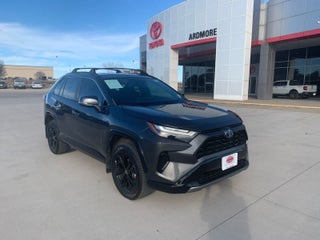 2023 Toyota RAV4 Hybrid SE