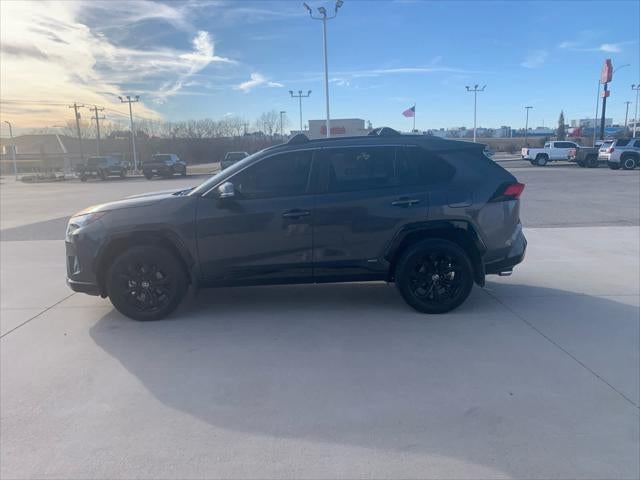 2023 Toyota RAV4 Hybrid SE