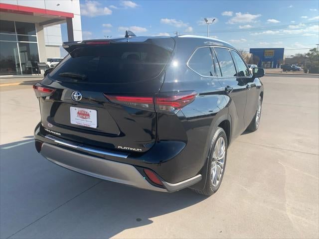 2024 Toyota Highlander Platinum