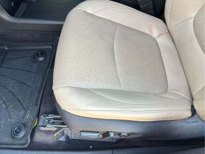 2023 Toyota Sienna Limited