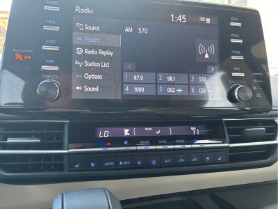 2023 Toyota Sienna Limited