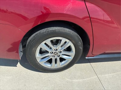 2023 Toyota Sienna Limited