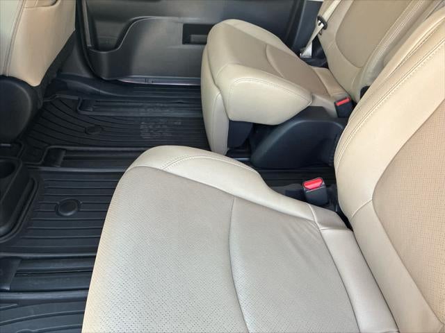 2023 Toyota Sienna Limited