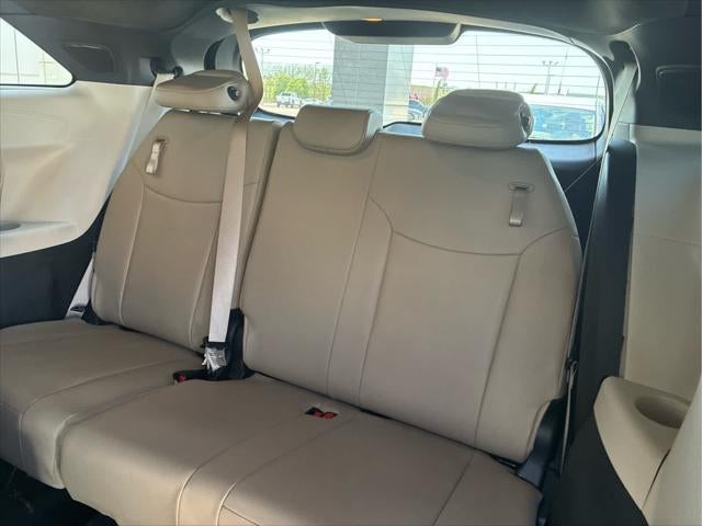 2023 Toyota Sienna Limited