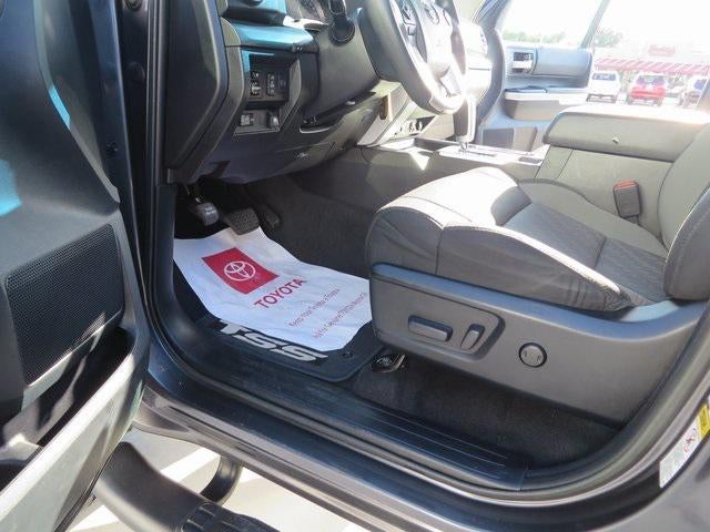 2015 Toyota Tundra SR5