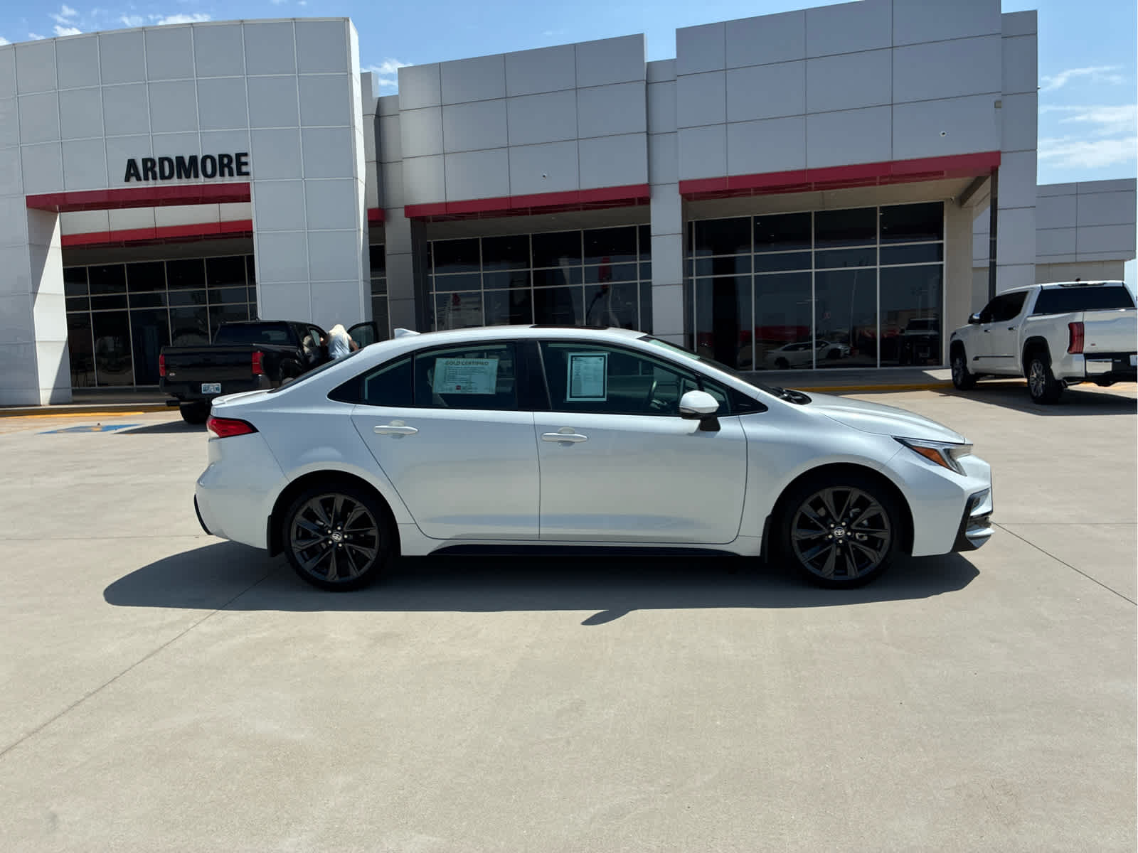 2025 Toyota Corolla SE