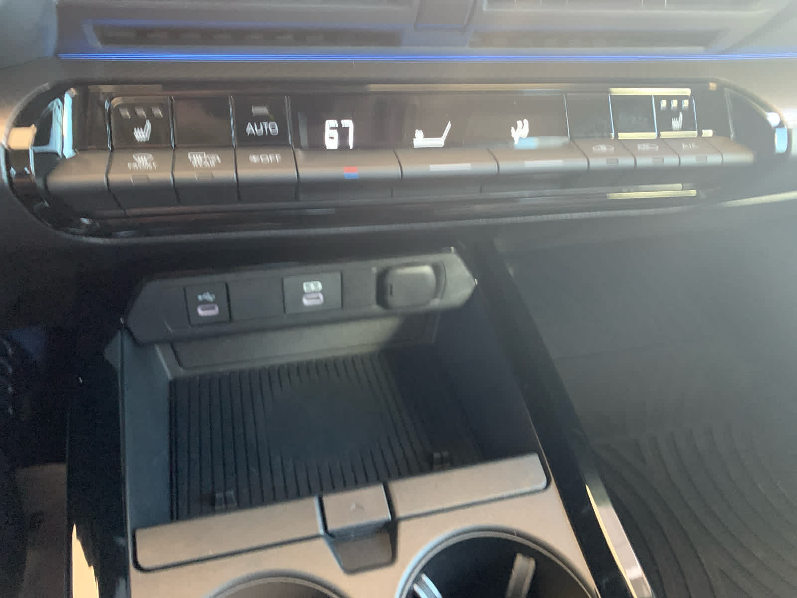 2023 Toyota Prius XLE