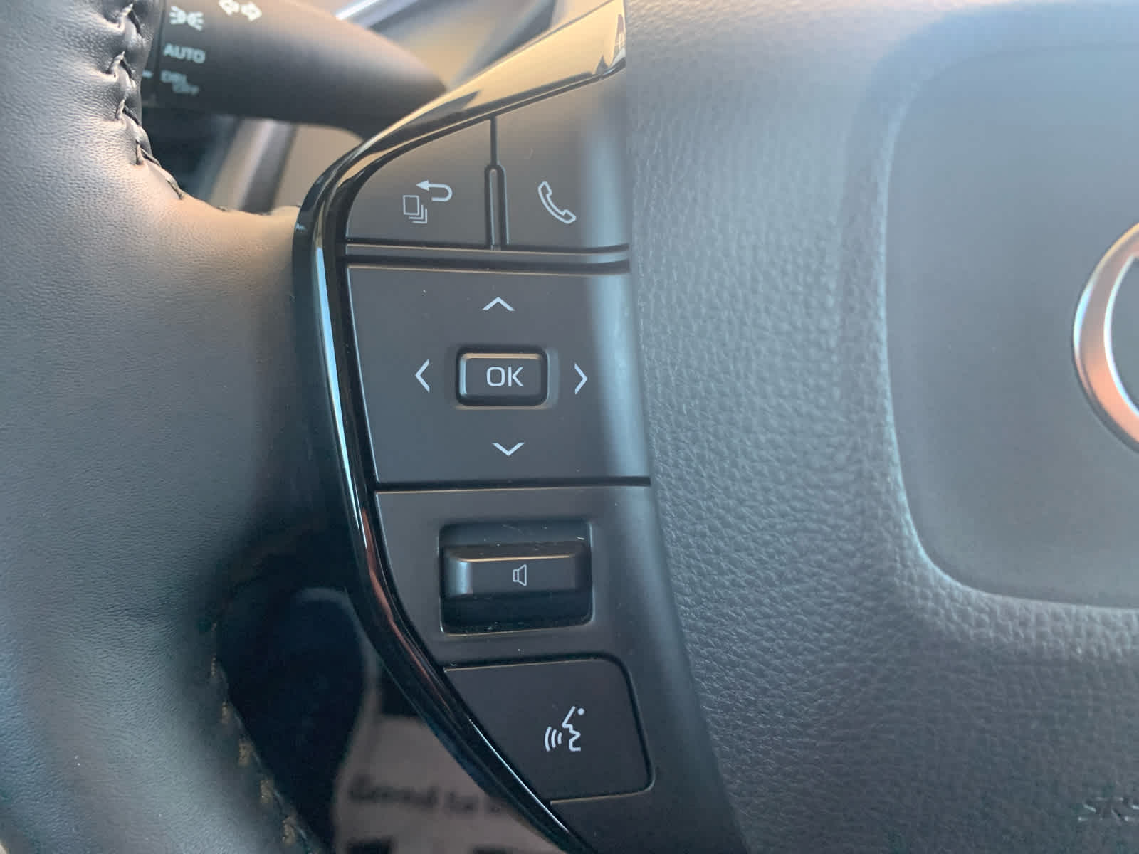 2023 Toyota Prius XLE