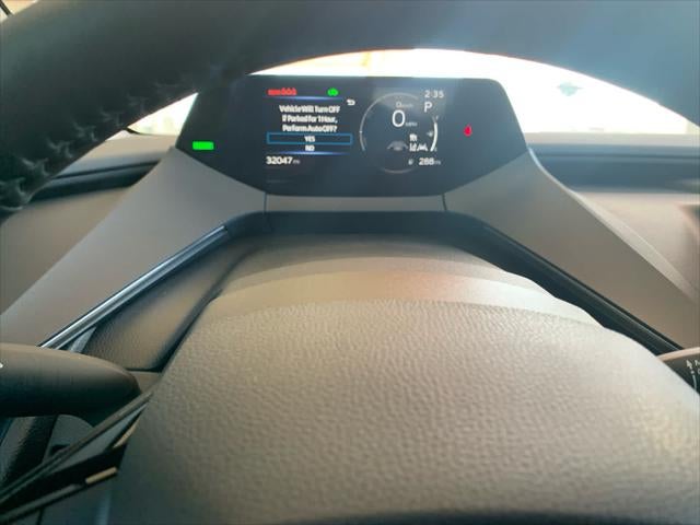 2023 Toyota Prius XLE