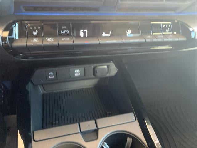 2023 Toyota Prius XLE