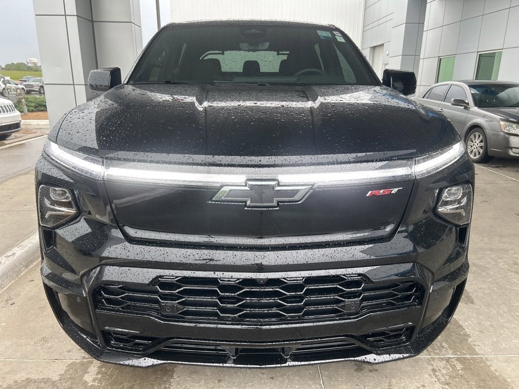 2025 Chevrolet Silverado EV RST - Max Range