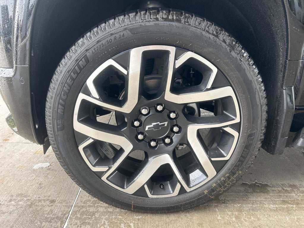 2025 Chevrolet Silverado EV RST - Max Range