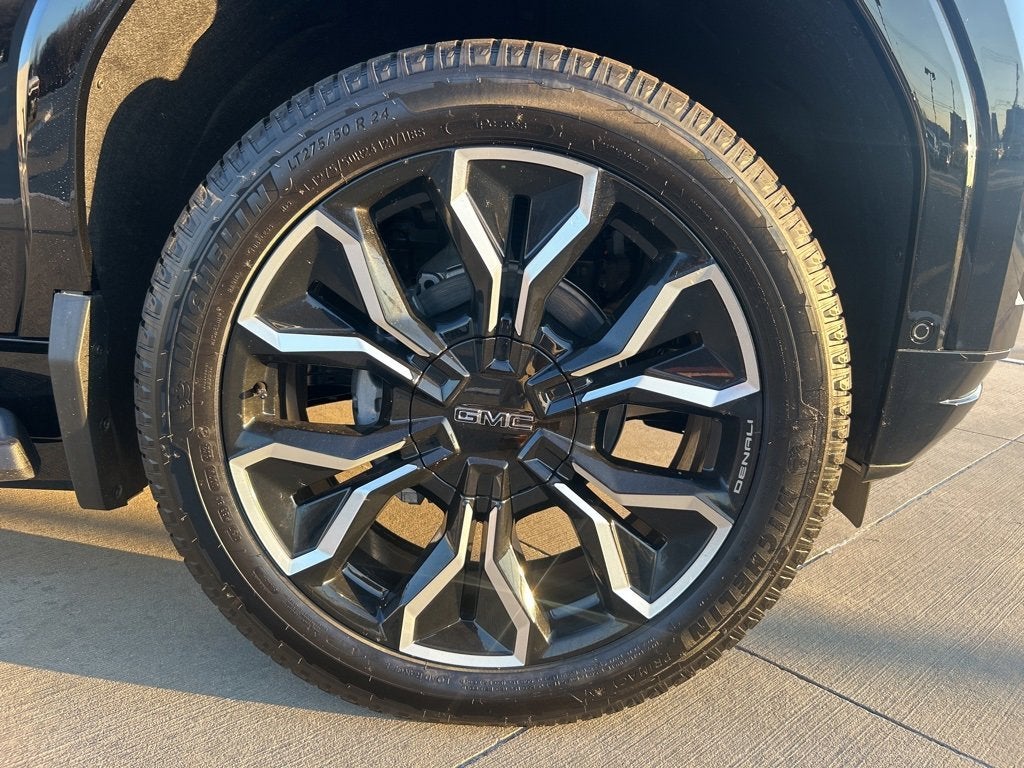 2025 GMC Sierra EV Extended Range Denali