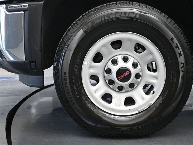 2024 GMC Sierra 2500 HD Pro