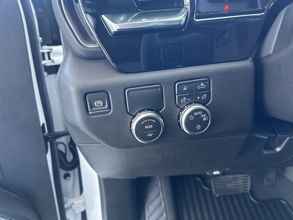 2025 GMC Sierra 1500 SLE