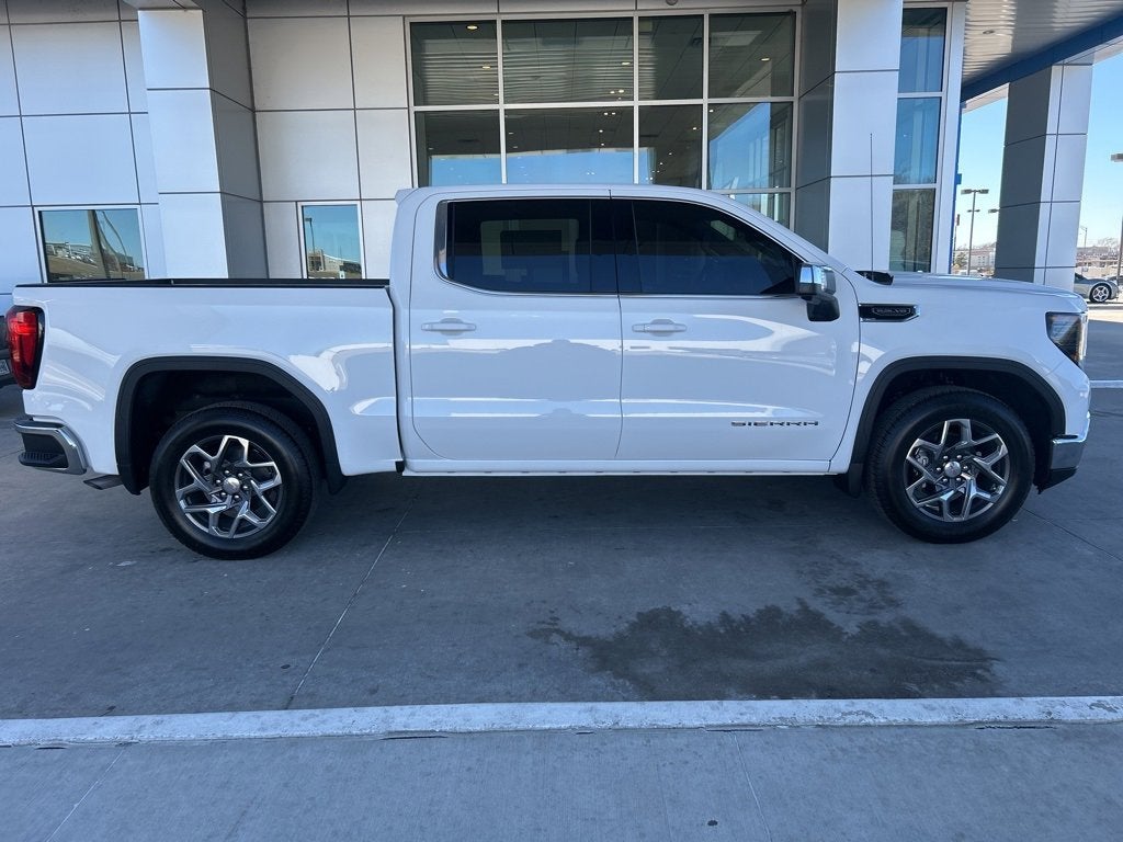 2025 GMC Sierra 1500 SLE