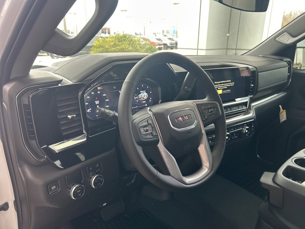 2025 GMC Sierra 1500 SLE