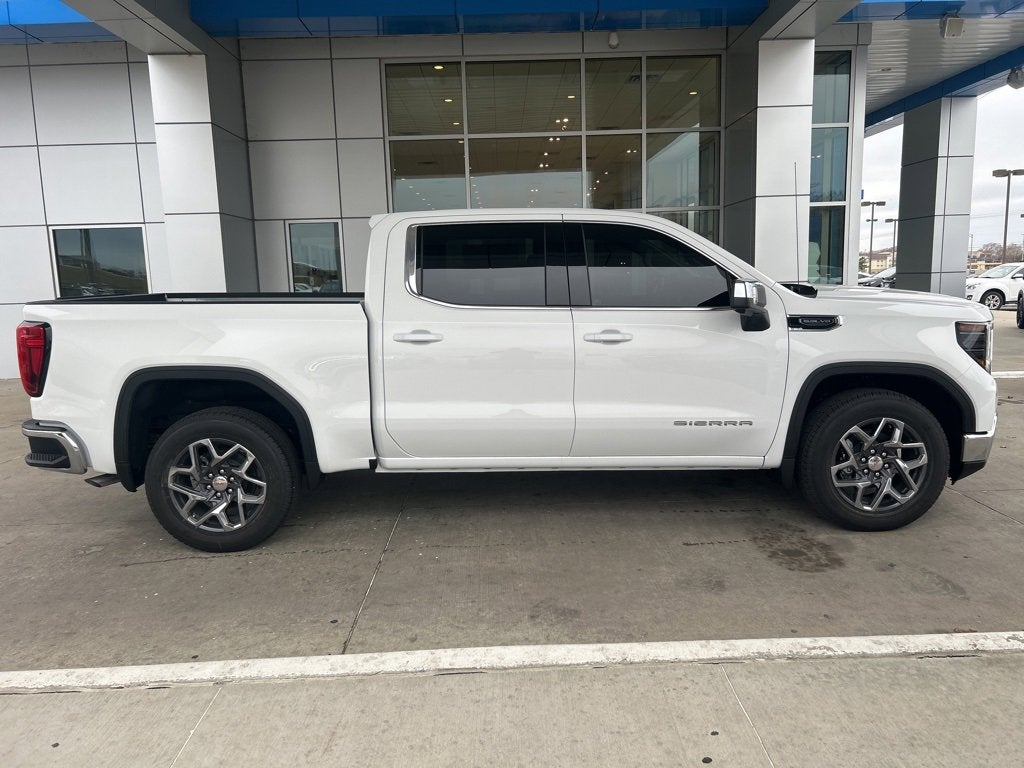2025 GMC Sierra 1500 SLE