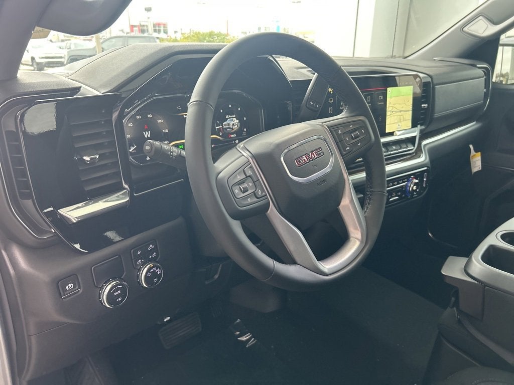 2025 GMC Sierra 1500 SLE