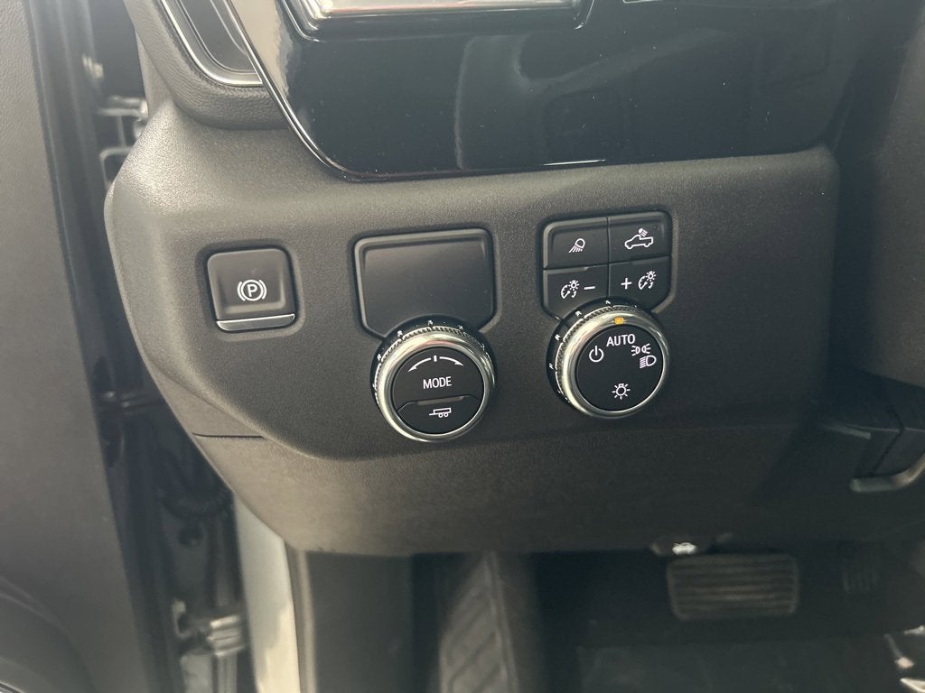 2025 GMC Sierra 1500 SLE