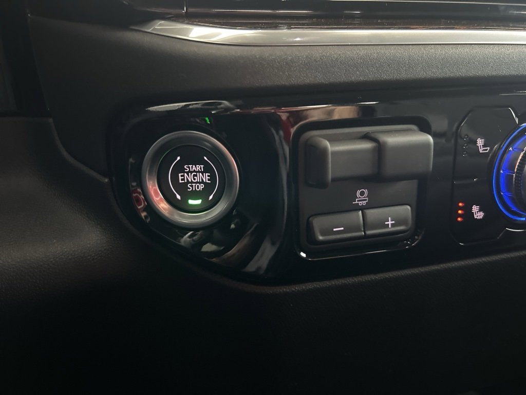 2025 GMC Sierra 1500 SLE