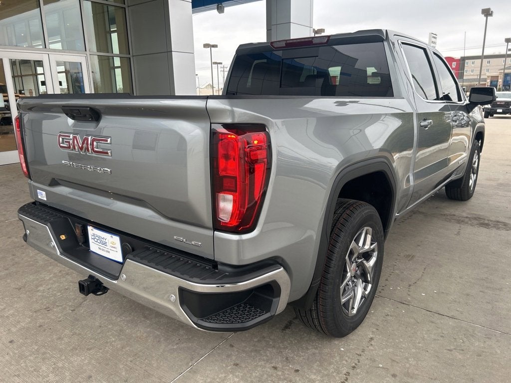 2025 GMC Sierra 1500 SLE