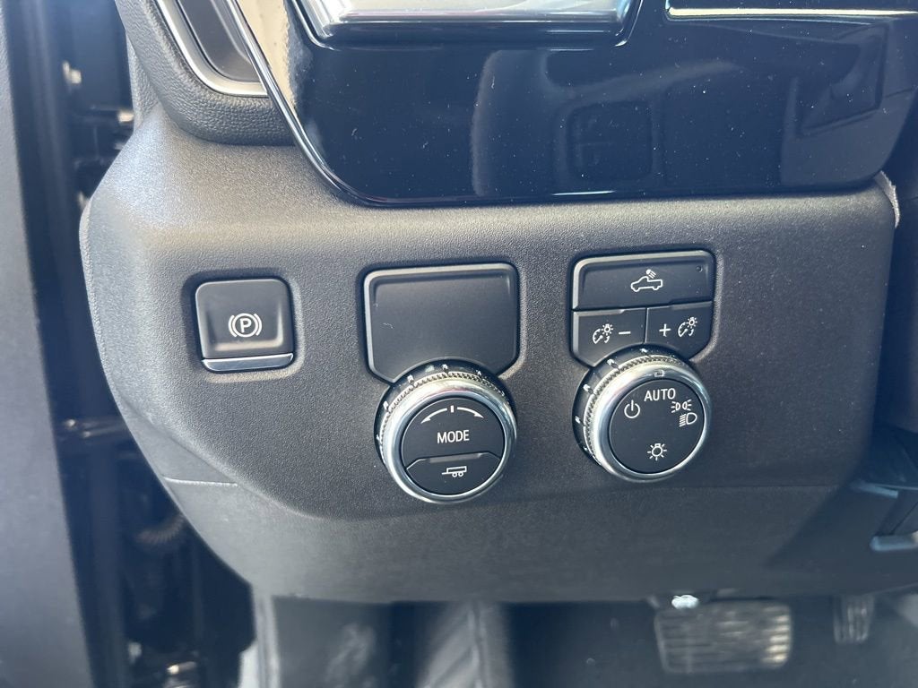 2025 GMC Sierra 1500 SLE