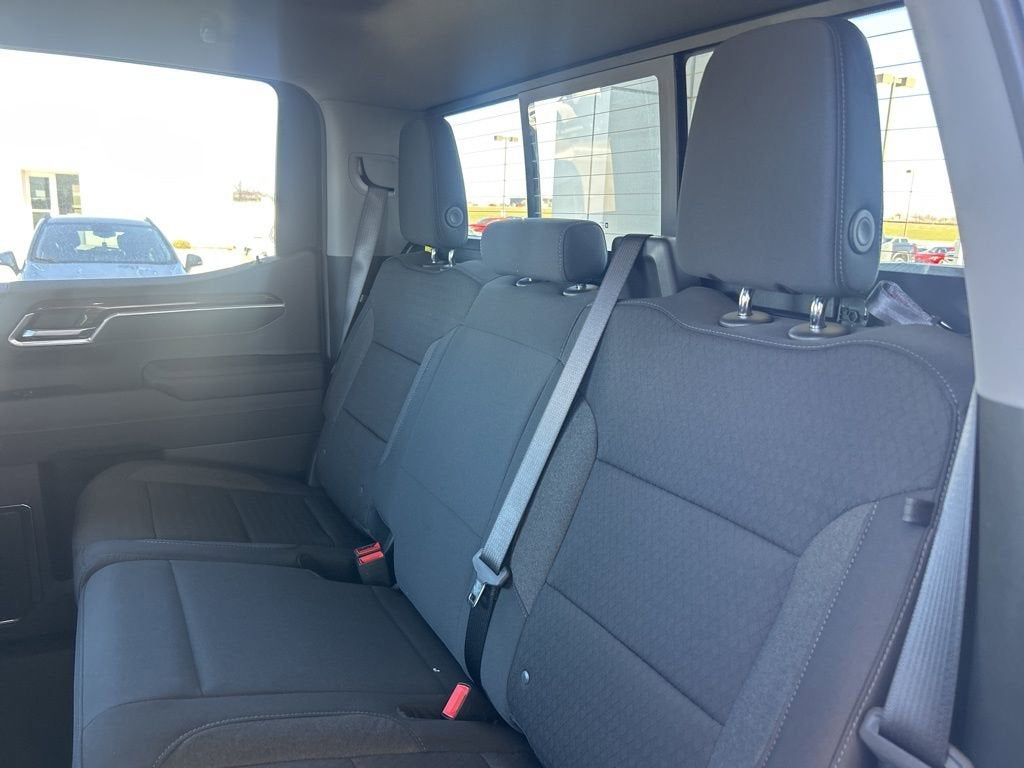 2025 GMC Sierra 1500 SLE