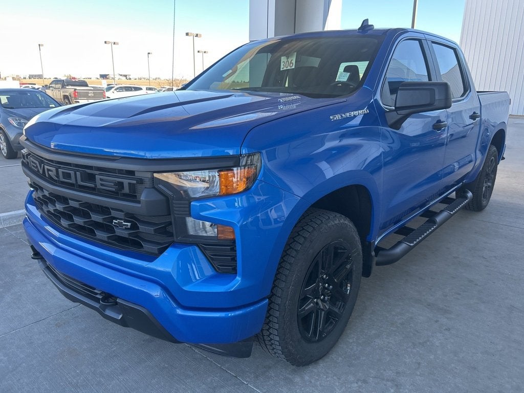 2025 Chevrolet Silverado 1500 Custom's photo