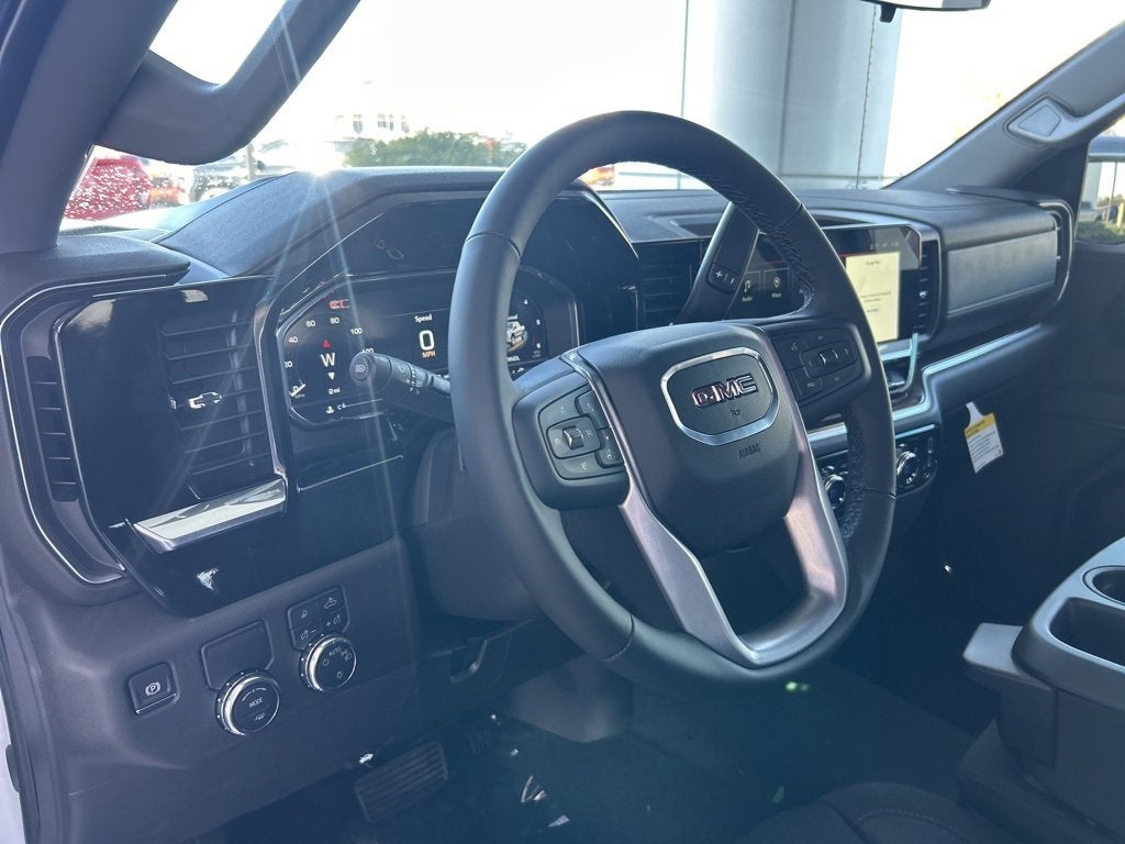 2025 GMC Sierra 1500 SLE