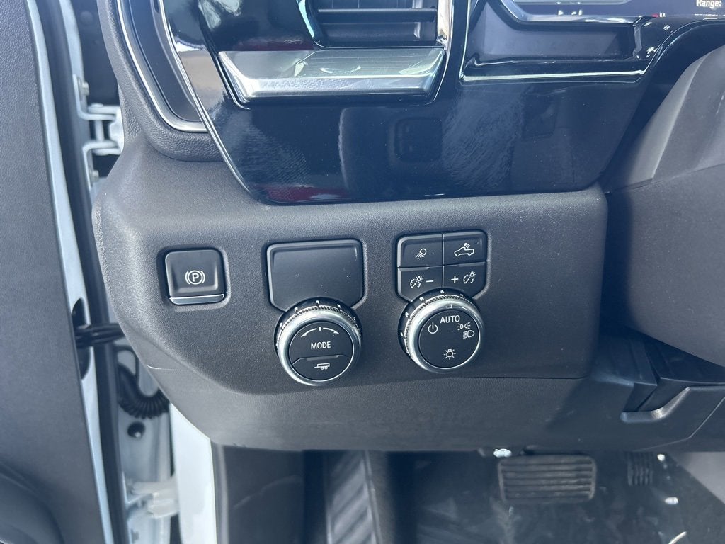 2025 GMC Sierra 1500 SLE