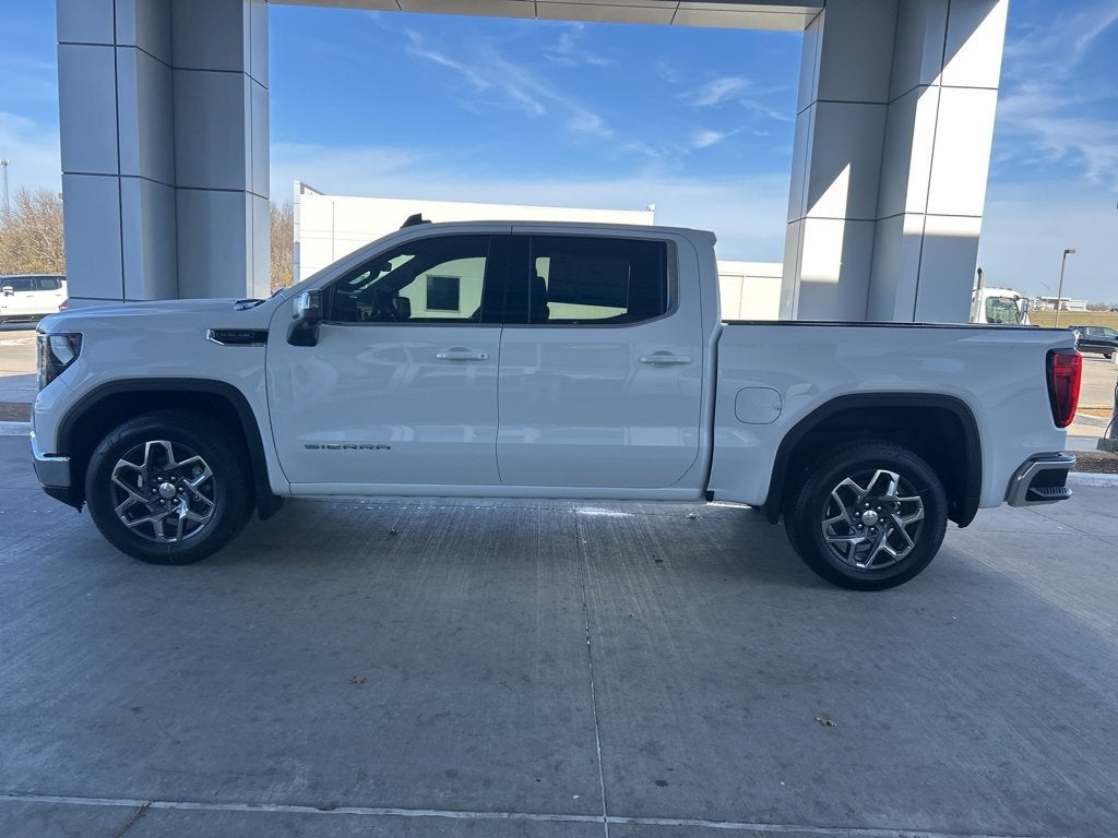 2025 GMC Sierra 1500 SLE