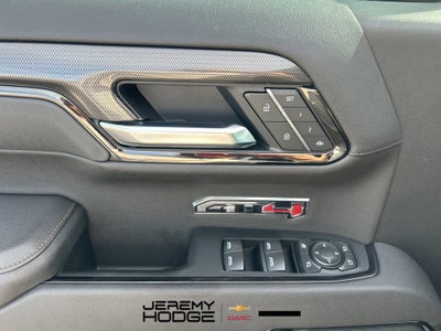 2025 GMC Sierra 1500 AT4