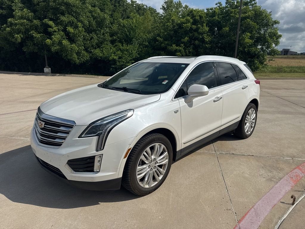 2017 Cadillac XT5 FWD Premium Luxury's photo