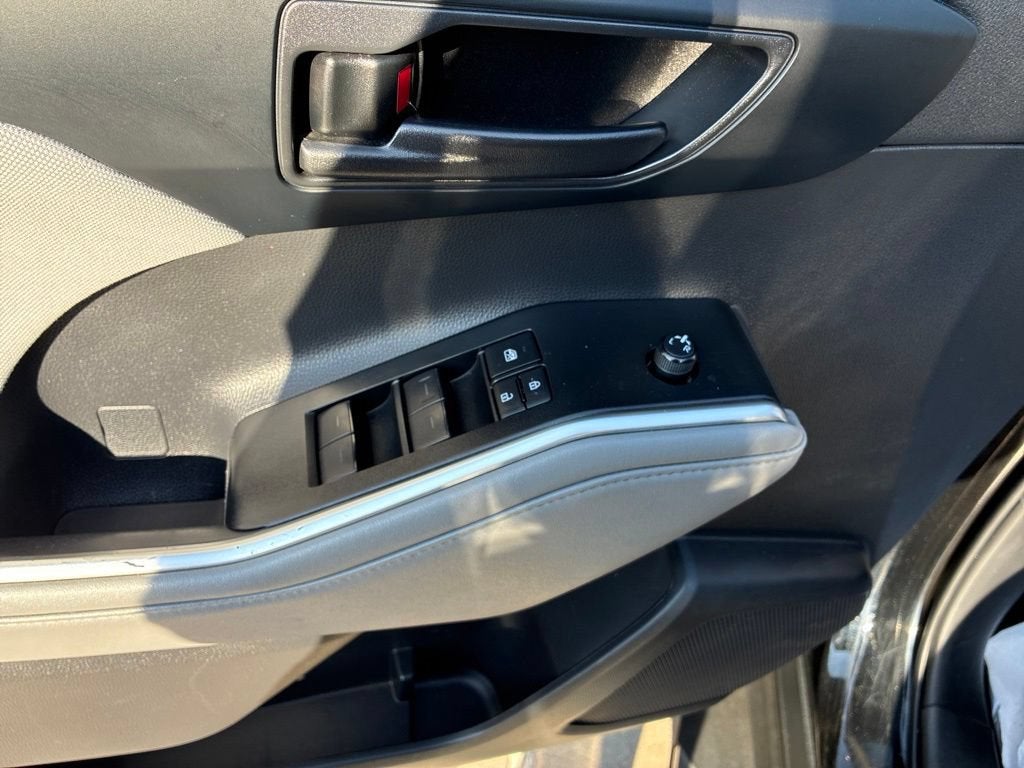 2022 Toyota Highlander L