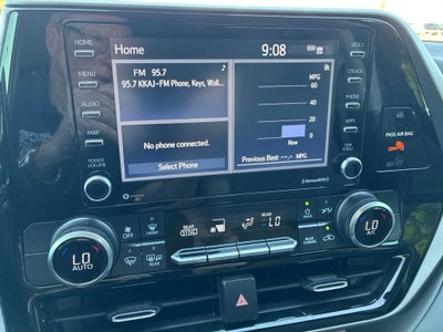 2022 Toyota Highlander L