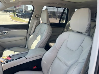 2025 Volvo XC90 Plug-In Hybrid Ultra