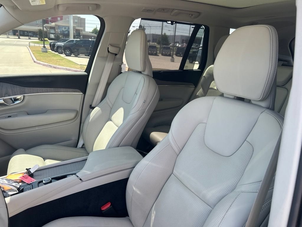 2025 Volvo XC90 Plug-In Hybrid Ultra