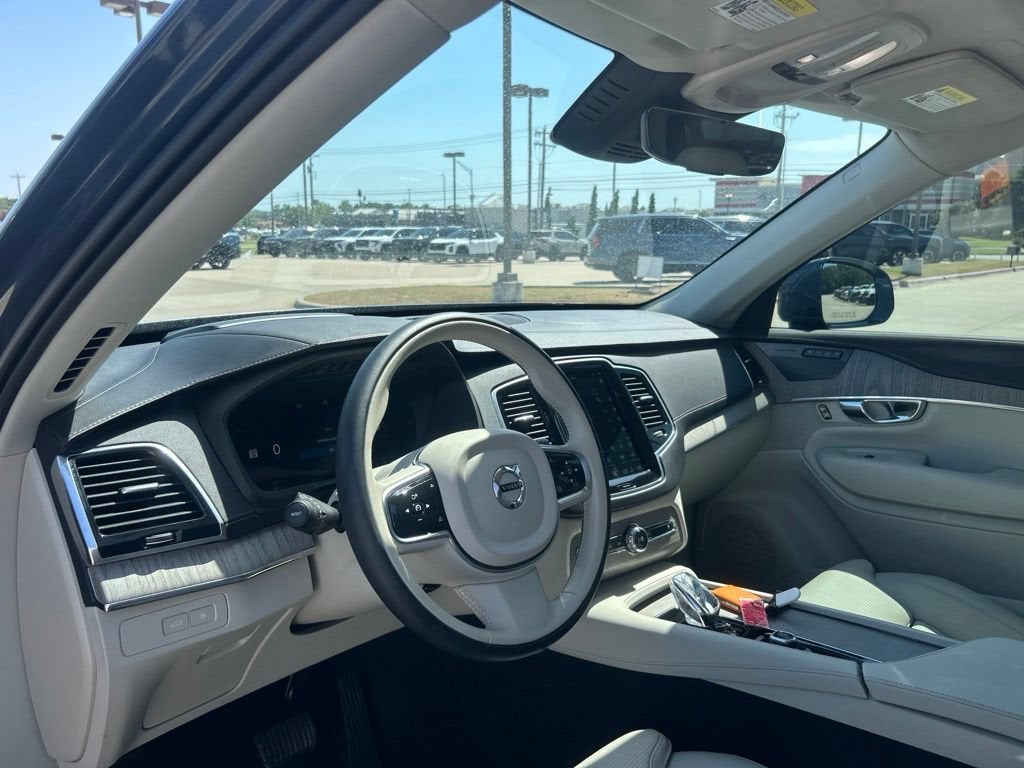 2025 Volvo XC90 Plug-In Hybrid Ultra