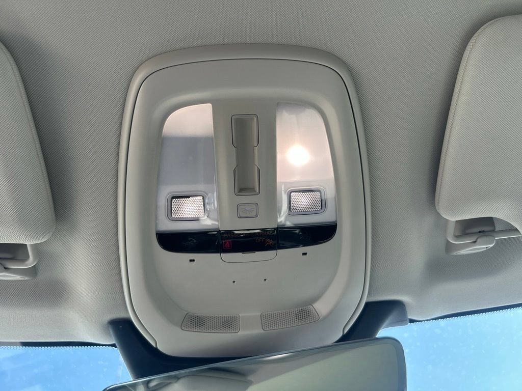 2025 Volvo XC90 Plug-In Hybrid Ultra