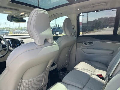 2025 Volvo XC90 Plug-In Hybrid Ultra