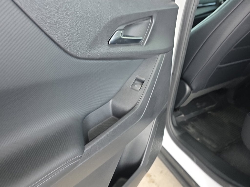 2027 Chevrolet Equinox LT - Photo 16
