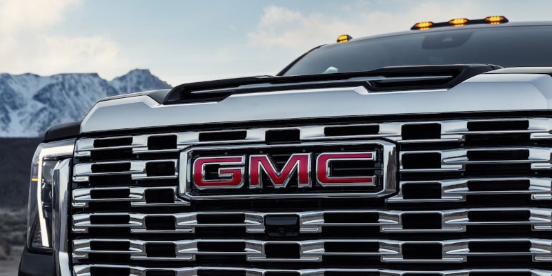 Exterior view of the GMC Sierra 3500 HD showcasing its and modern Front view